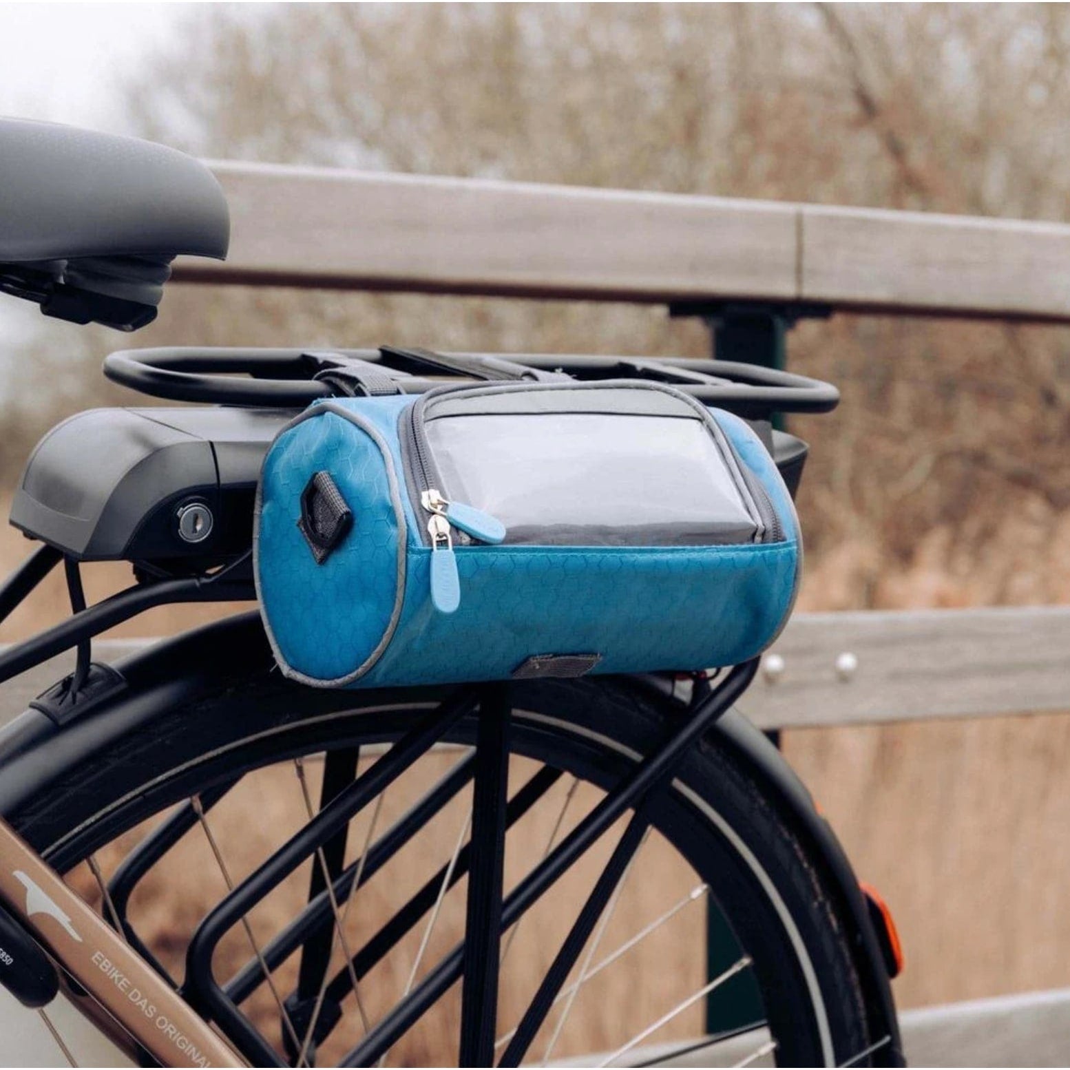 Bike Handlebar Storage Bag Touchscreen Phone Compartment - Image 10