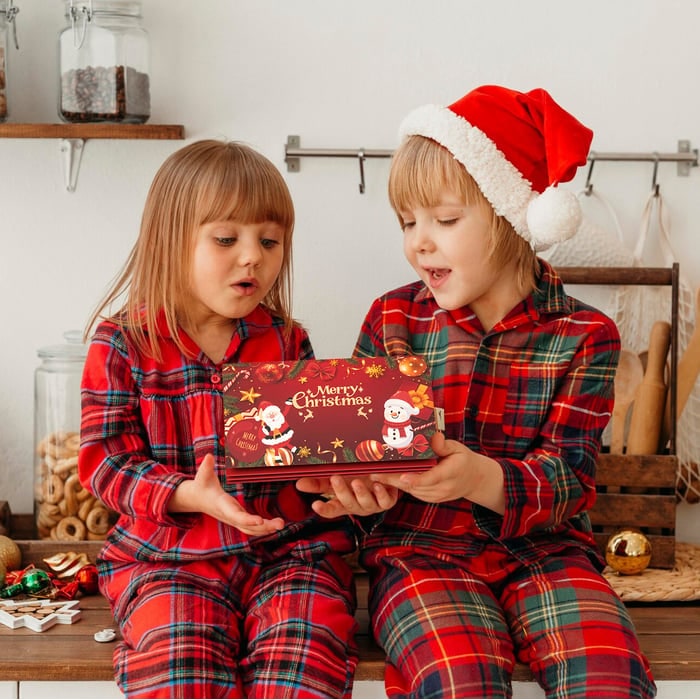 Christmas Cash Gift Envelope Holiday Giving and Festive Cheer - Image 3