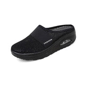Comfortable Slip-On Cushioned House Slippers Relaxation - Image 1