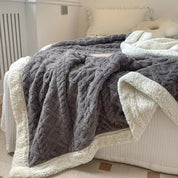 Cozy Sherpa Blanket Winter Soft Warm and Stylish Throw - Image 2