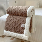 Cozy Sherpa Blanket Winter Soft Warm and Stylish Throw - Image 5