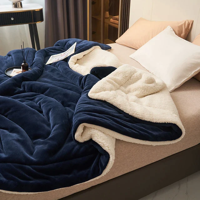 Luxurious Soft Fleece Blanket Cozy Home Comfort - Image 3