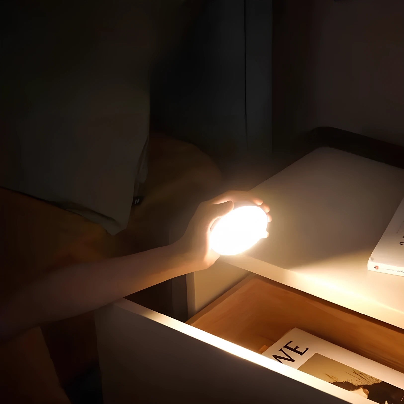 Motion Sensor Night Light Closet Bedroom or Hallway Use - Image 11